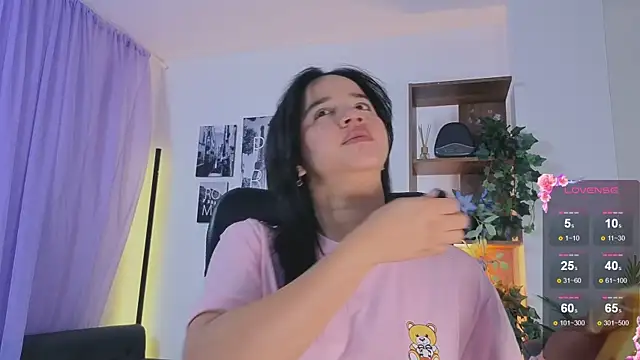 emilyrouxe online show from September 23, 1:53 pm