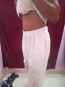 gulabo-Queen online show from September 16, 5:04 am