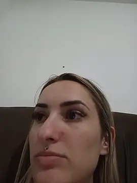 hotskinny1 online show from January 5, 7:50 pm