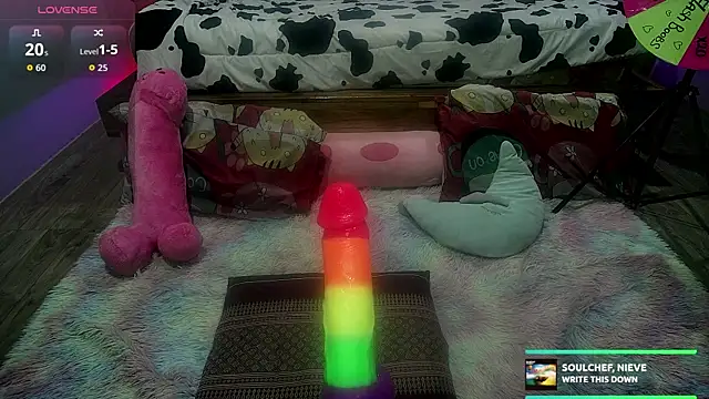 kellycakemeow online show from October 23, 6:30 am