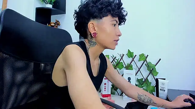 Im Mathias online show from October 20, 7:50 pm