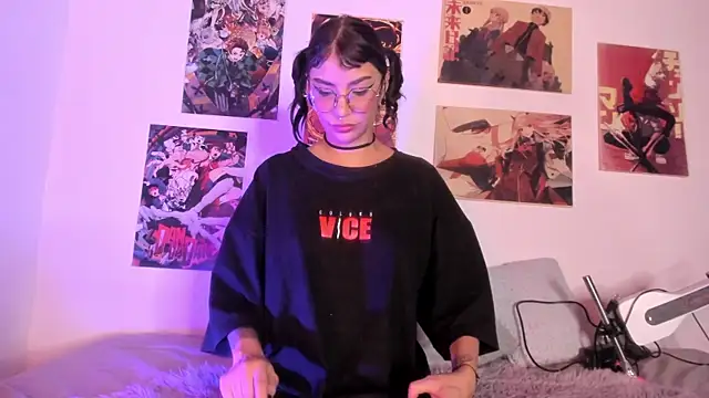 Luna-Chann online show from November 4, 10:04 pm