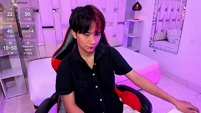 Snapshot of Eriol_ chatting on October 20, 11:35 am Eriol online show from October 20, 11:35 am