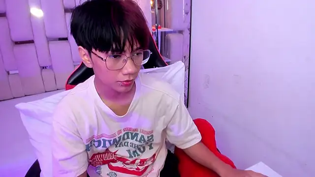Snapshot of Eriol_ chatting on September 28, 11:59 am Eriol online show from September 28, 11:59 am