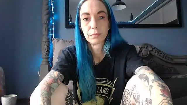 RavenryderUK online show from October 7, 10:30 am