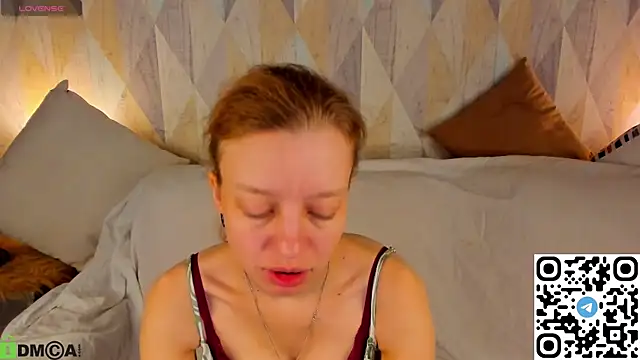 Michelle Blond online show from June 2, 1:17 am