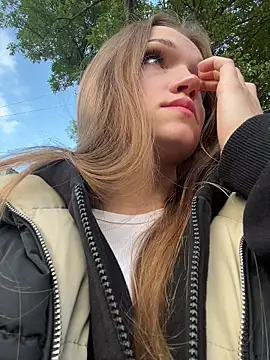 Porn cornn online show from October 3, 2:00 pm