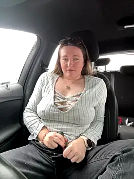 BustyBonnieUK online show from November 27, 10:29 am