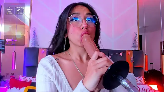 MadyJackson online show from November 28, 11:57 am