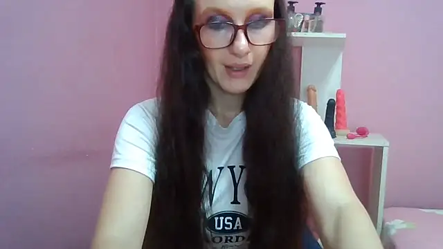 LolaBoobs online show from June 7, 7:59 am