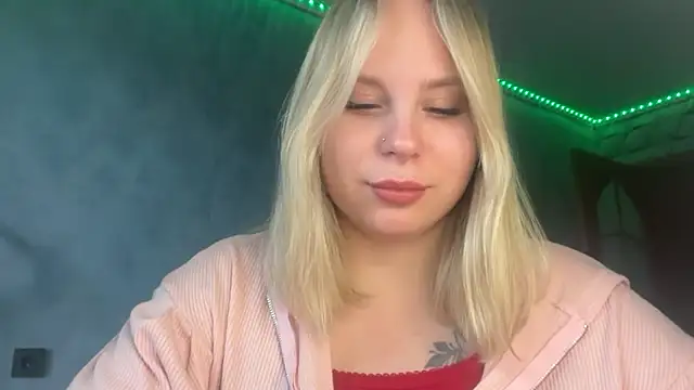 Thalia  Star online show from November 19, 10:37 am