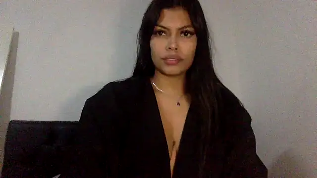 jennifer oliveira online show from February 14, 11:56 am