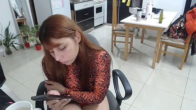 bunnylolaa4 online show from June 8, 10:42 pm