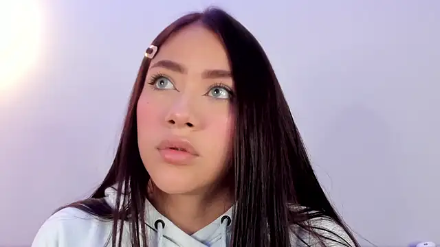 nicolle pierce online show from February 3, 2:44 pm