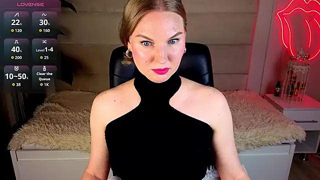 Angel Nikole online show from July 17, 1:43 am
