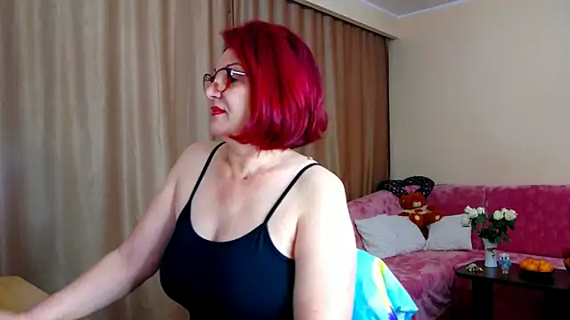 EdithCharm online show from December 1, 2:42 pm