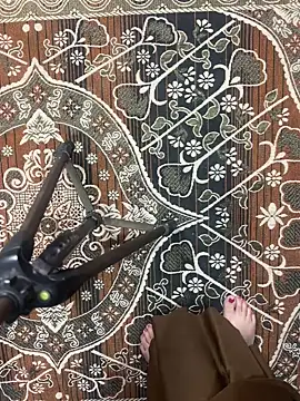 poision51 online show from December 4, 7:32 am