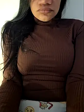 charllottebrasilian online show from July 6, 4:42 pm