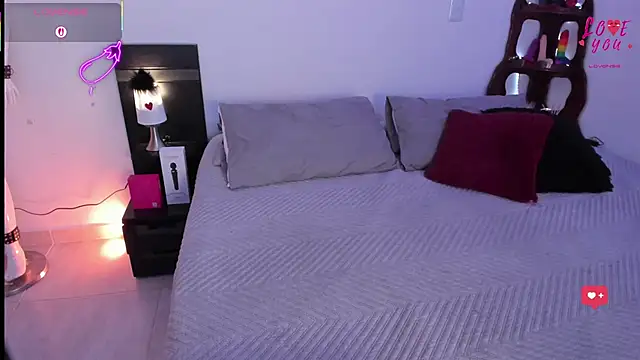 AndreaVelasco online show from February 28, 9:25 pm