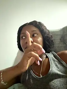 SophiaSmiiths  online show from January 13, 10:47 pm