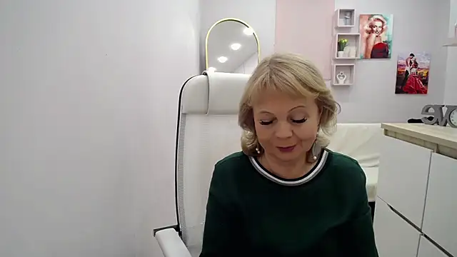 Milla Cutie18 online show from February 25, 6:34 am