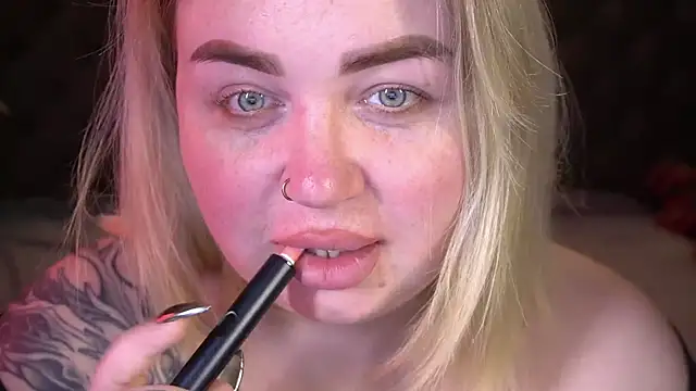 ZaraReignn online show from April 19, 7:49 pm