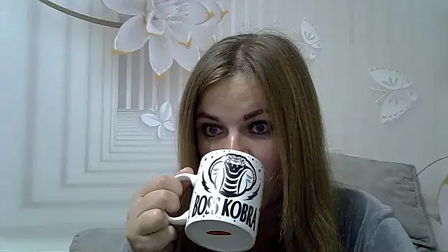 TinaFun4u online show from November 7, 9:09 pm