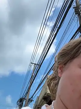 fluffy bunnyxxx online show from February 21, 6:25 am