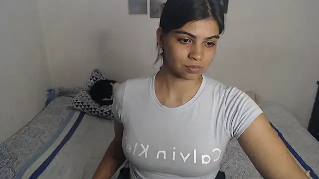 Pocahontas Princess  online show from February 18, 2:43 am