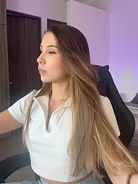 SophieRaily  online show from October 24, 6:48 pm