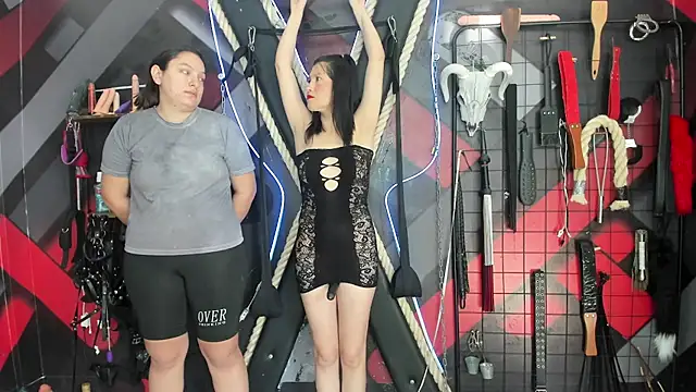 SUBMISSION BDSM online show from May 4, 1:26 pm