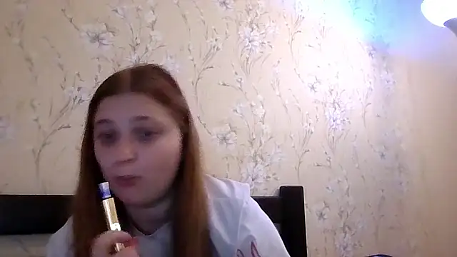 kila lo online show from February 23, 6:40 pm