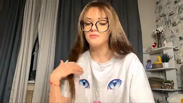 BlissDodd online show from October 1, 6:46 pm