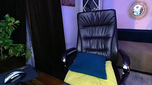 AmashaSiri online show from March 3, 5:19 pm