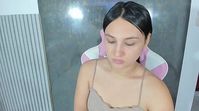 lana boomer online show from March 29, 9:47 pm