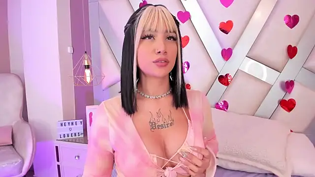 MadissonRey online show from March 4, 4:02 pm