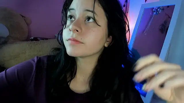 agnes 213 online show from January 16, 4:47 pm