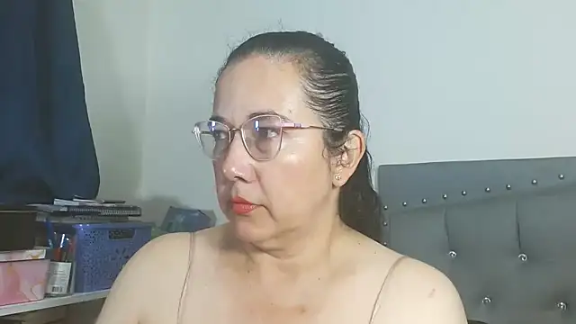 maturepriscila online show from June 27, 1:06 pm