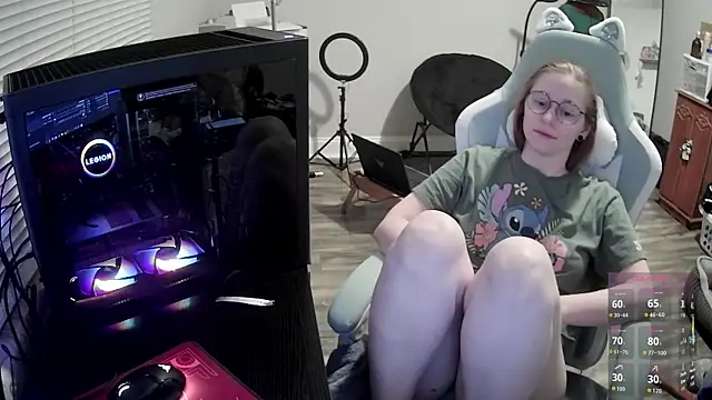 LilyFoxxx online show from January 11, 7:13 am