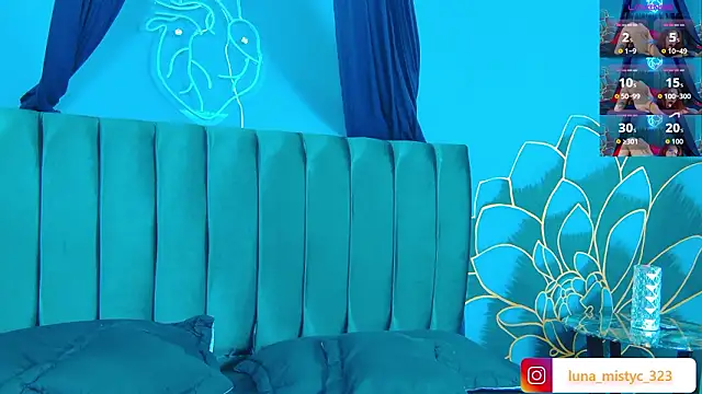 Lunamistyc online show from February 11, 8:54 pm