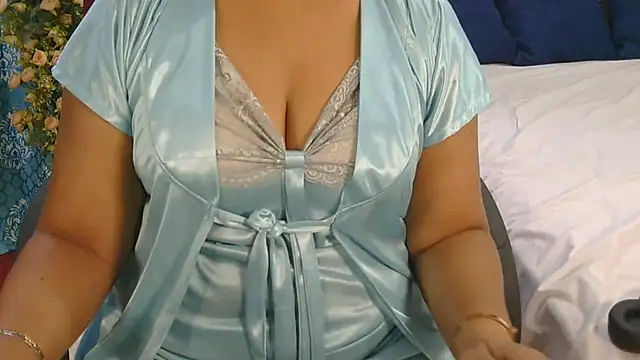 indian anu mallu online show from July 16, 4:00 pm