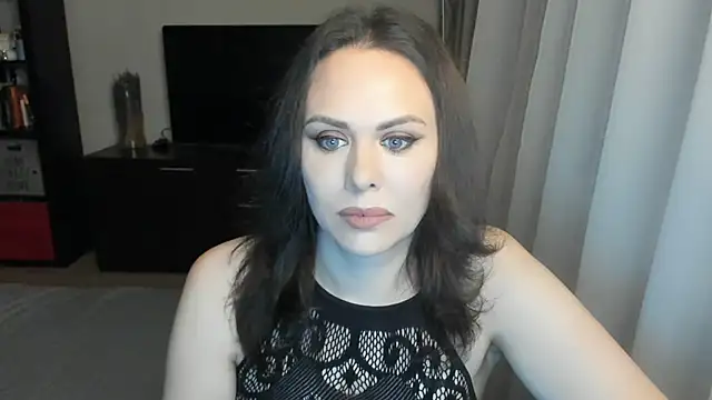 MollyCheiz online show from November 30, 2:43 pm