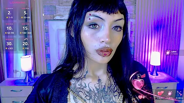 honney dark online show from June 12, 2:52 am