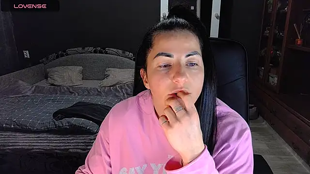 Aria Dl online show from February 12, 3:36 pm