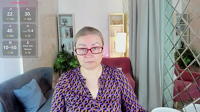 AlexandraKind online show from October 10, 1:38 pm