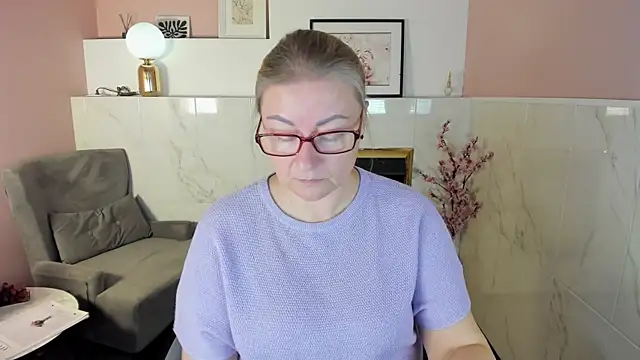 AlexandraKind online show from September 19, 1:43 pm