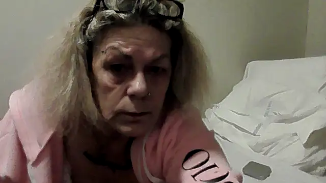 Latex shantie online show from October 26, 5:03 am