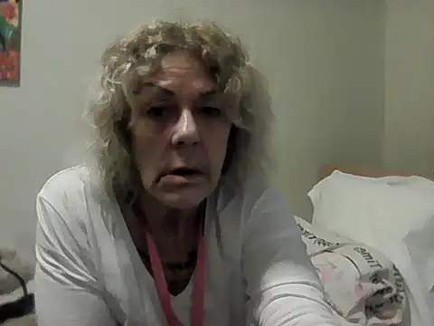 Latex shantie online show from March 8, 7:12 am