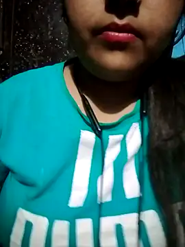 Love-Veronica online show from March 3, 6:47 pm