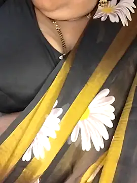 Sexy Radhikaa online show from April 29, 3:43 am